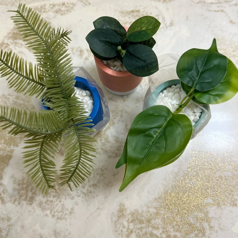 Target bullseye set of 3 artificial plants